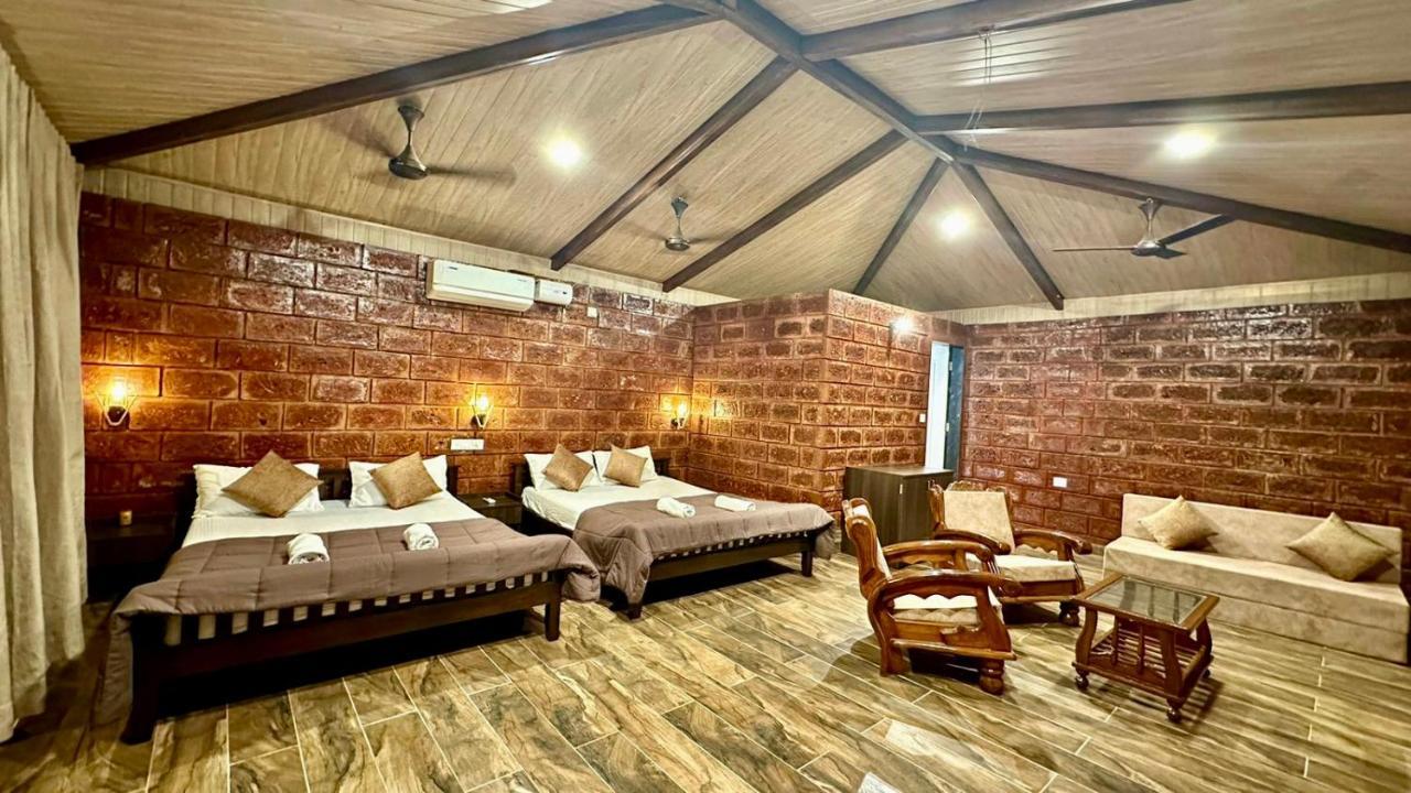 The Beach Hive Resort Kashid Extérieur photo
