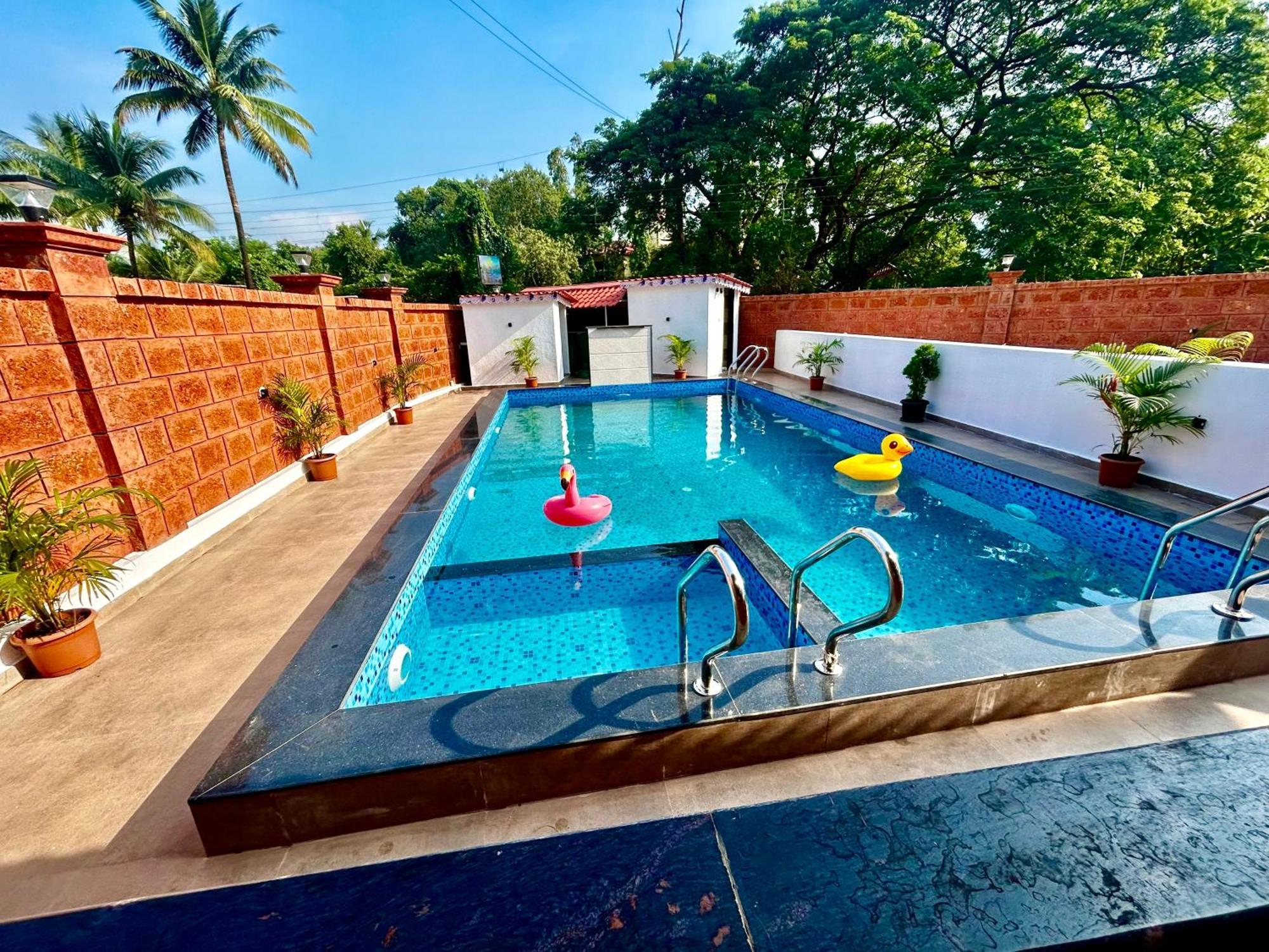 The Beach Hive Resort Kashid Extérieur photo